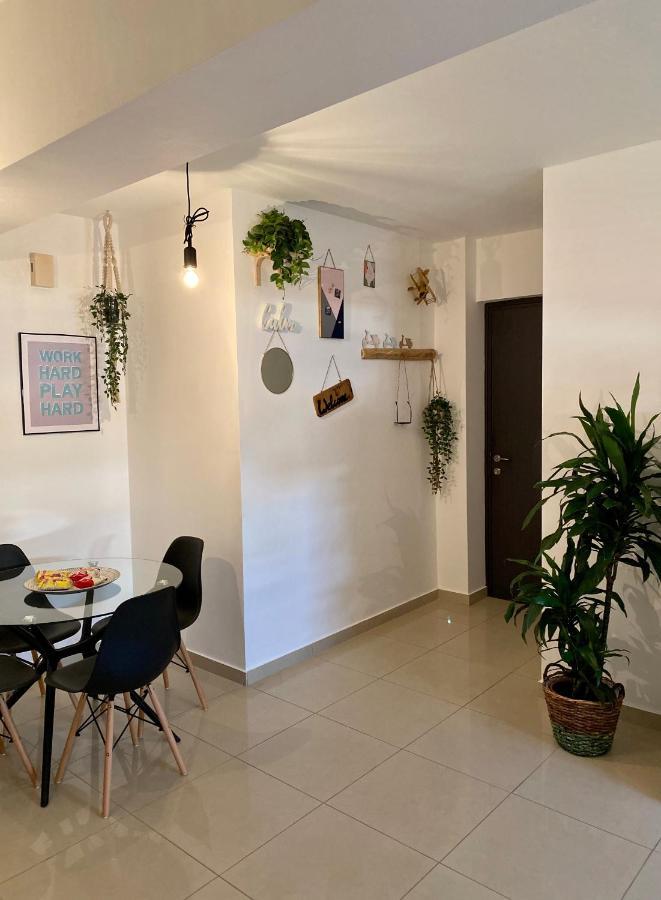 Fat Cow Apartment 102 Livadhia Exterior foto